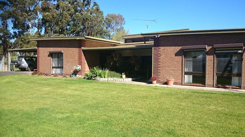 Hilltop Escape B&B - Surfers Gold Coast 0