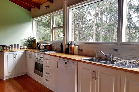 Eaglehawk Rainforest Retreat - Surfers Gold Coast 3