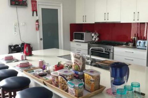 M & Ts Waterfront Bed & Breakfast - Surfers Gold Coast 3