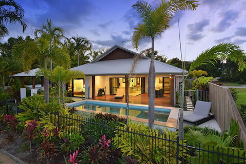 17 Cascade Luxury House On Fairway - Surfers Gold Coast 6