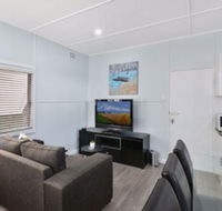 Lakeside Cabin - Surfers Gold Coast