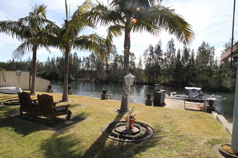 The Oasis On Jacobs Drive - Surfers Gold Coast 3