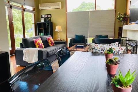 Growse House Yarram - Surfers Gold Coast 7