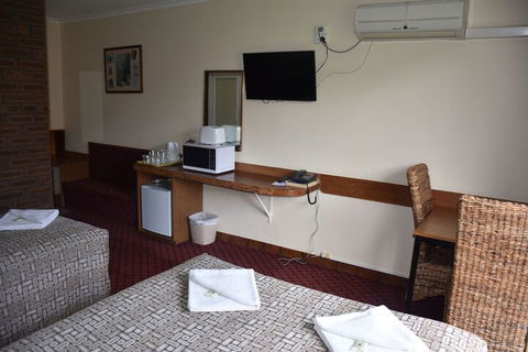 Valley Views Motel & Chalets - Surfers Gold Coast 4