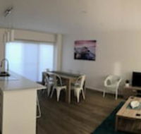 Santa Monica Lodge - Surfers Gold Coast