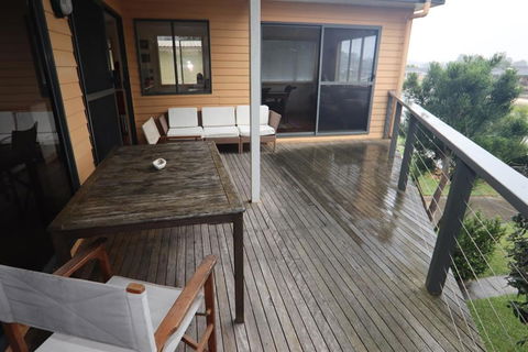 Waterfront Delight On Cater - Surfers Gold Coast 4