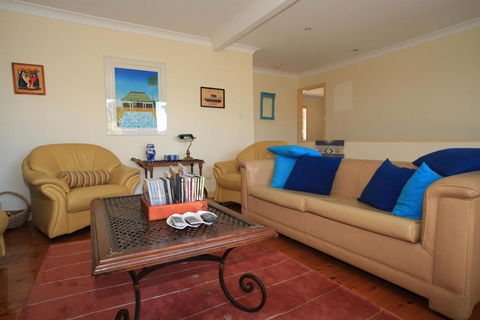Waterfront Delight On Cater - Surfers Gold Coast 2