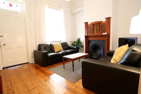 Bath Street Cottages - Surfers Gold Coast 0