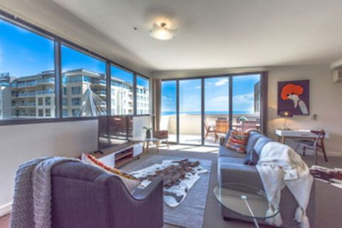 Seaview Penthouse - Surfers Gold Coast 0