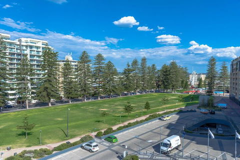 Seaview Penthouse - Surfers Gold Coast 5