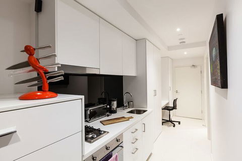 CLARK, 1BDR Melbourne Apartment - Surfers Gold Coast 4