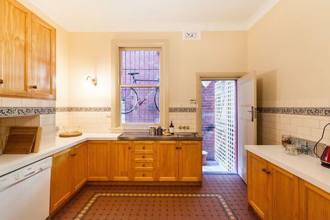 MADELINE, 1BDR Fitzroy Apartment - Surfers Gold Coast 6