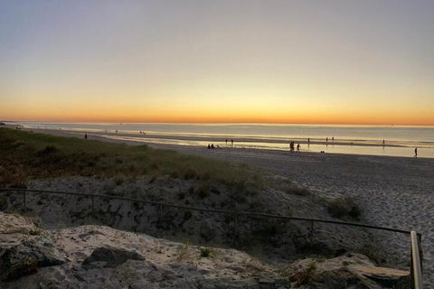 Beachside Luxury Getaway In Glenelg - Surfers Gold Coast 4