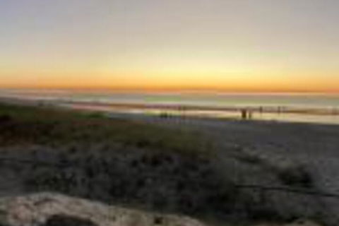 Beachside Luxury Getaway In Glenelg - Surfers Gold Coast 0