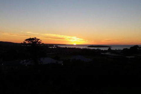 Encounter Beach House With Stunning Views - Surfers Gold Coast 1
