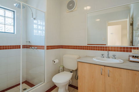 Canning Bridge Auto Lodge - Surfers Gold Coast 5