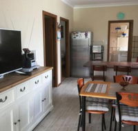Flat 2 42 McMillan Rd - Surfers Gold Coast