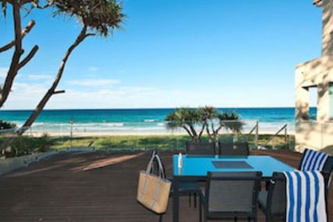 Hedges Avenue Beach House - Surfers Gold Coast 0