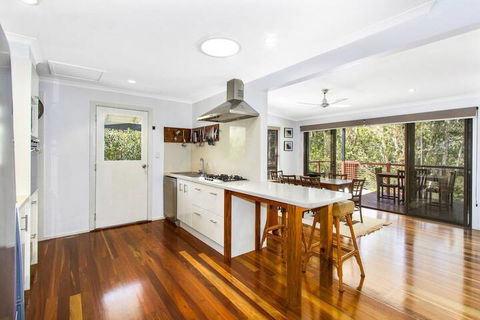 CABARITA BEACH BLISS HOLIDAY HOME On The LAKE - Surfers Gold Coast 2