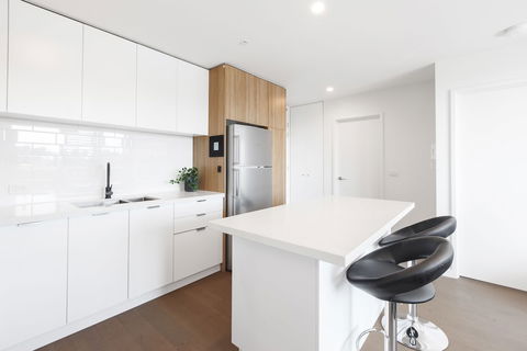 Ilixir Apartments By Ready Set Host - Surfers Gold Coast 3
