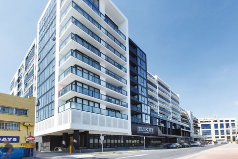 Ilixir Apartments By Ready Set Host - Surfers Gold Coast 4