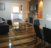 3ree Spacious  charming Apartment - Surfers Gold Coast