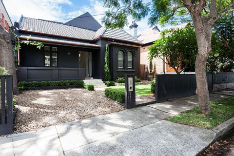 Bronte Sands (H695) - Surfers Gold Coast 5