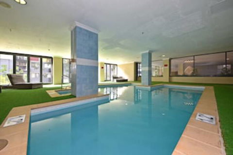East Perth 2 X 1 Trendy Apartment - Surfers Gold Coast 0