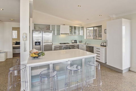 Margaret River Farmhouse - Surfers Gold Coast 3