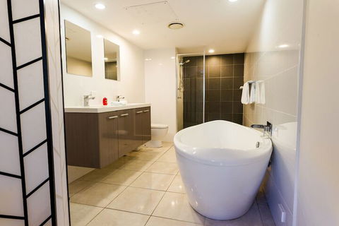 The Penthouse Port Douglas - Surfers Gold Coast 5