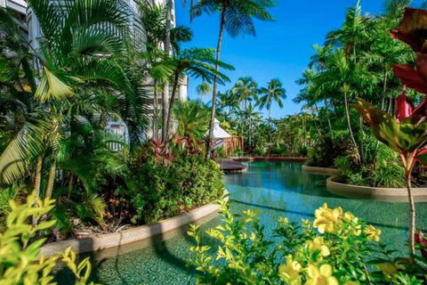 Cairns Luxury Waterfront Apartment - Surfers Gold Coast 5