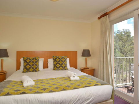 Villa Executive 2br Barbera Resort Condo Located Within Cypress Lakes Resort (nothing Is More Central) - Surfers Gold Coast 4