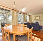 Villa Executive 2br Barbera Resort Condo located within Cypress Lakes Resort nothing is more central - Surfers Gold Coast