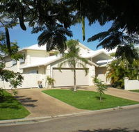Poinciana Terraces - Surfers Gold Coast