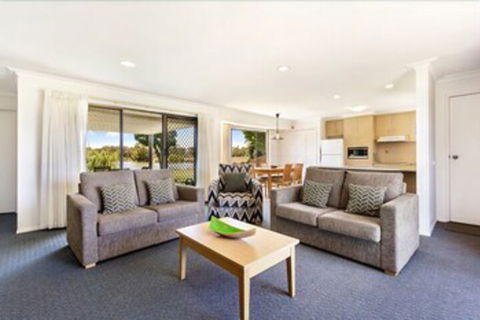 Lakeside Country Club - Numurkah - Surfers Gold Coast 2