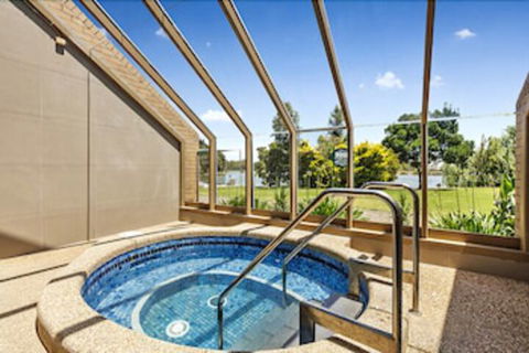 Lakeside Country Club - Numurkah - Surfers Gold Coast 6