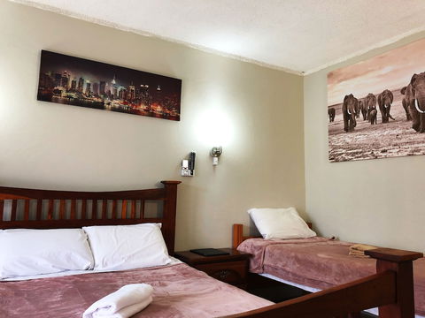 Central Jetty Motel - Surfers Gold Coast 4