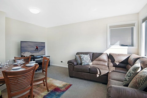 T-Bar On Twynam - Surfers Gold Coast 7
