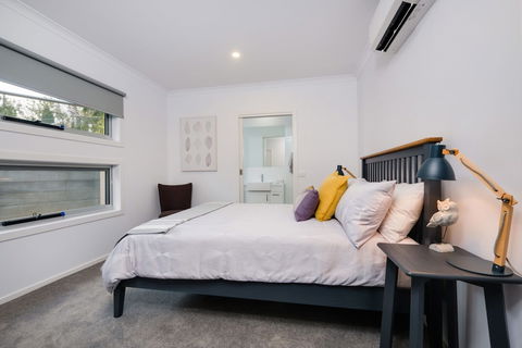 Albury Yalandra Apartment 5 - Surfers Gold Coast 4