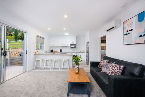 Albury Yalandra Apartment 5 - Surfers Gold Coast 1