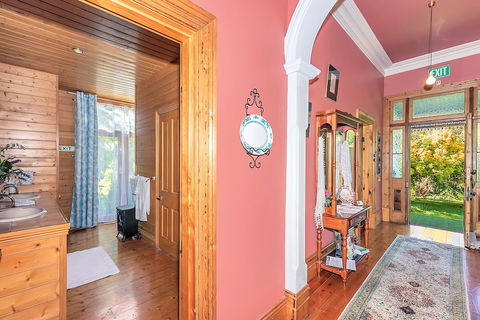 Stony Rise Cottage B&B - Surfers Gold Coast 1