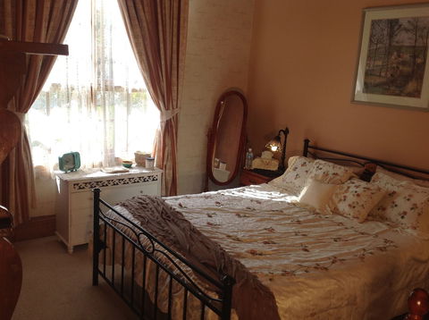 Stony Rise Cottage B&B - Surfers Gold Coast 6