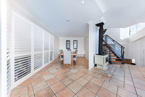 Panoramic And Ocean Views - Surfers Gold Coast 2