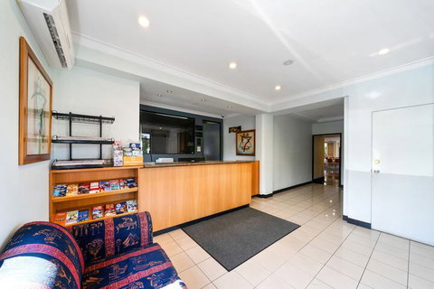 WM Hotel Bankstown - Surfers Gold Coast 2