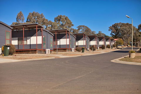 Eaglehawk Holiday Park Canberra - Surfers Gold Coast 1