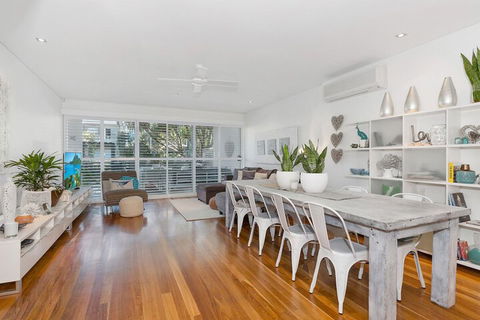 COASTAL CHIC At CASUARINA - Surfers Gold Coast 5