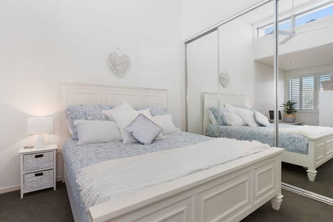 COASTAL CHIC At CASUARINA - Surfers Gold Coast 4