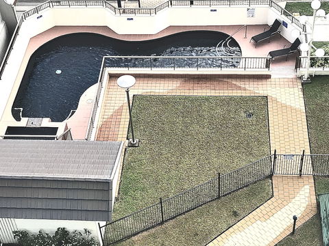 Cairns Apartment Esplanade Ocean Views - Surfers Gold Coast 2