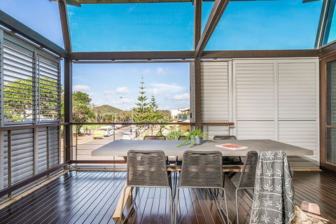 Your Luxury Escape - On The Bay 2 - Surfers Gold Coast 0