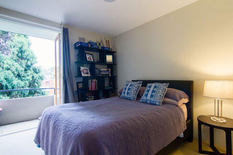 Cozy Apartment In Waverton - Surfers Gold Coast 3